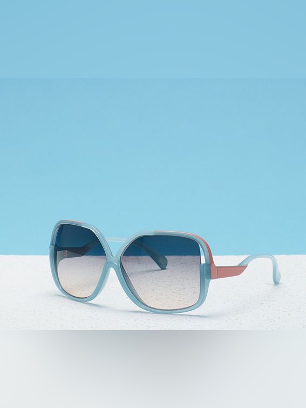 NWT DVF 510S JAYDA Sunglasses RARE